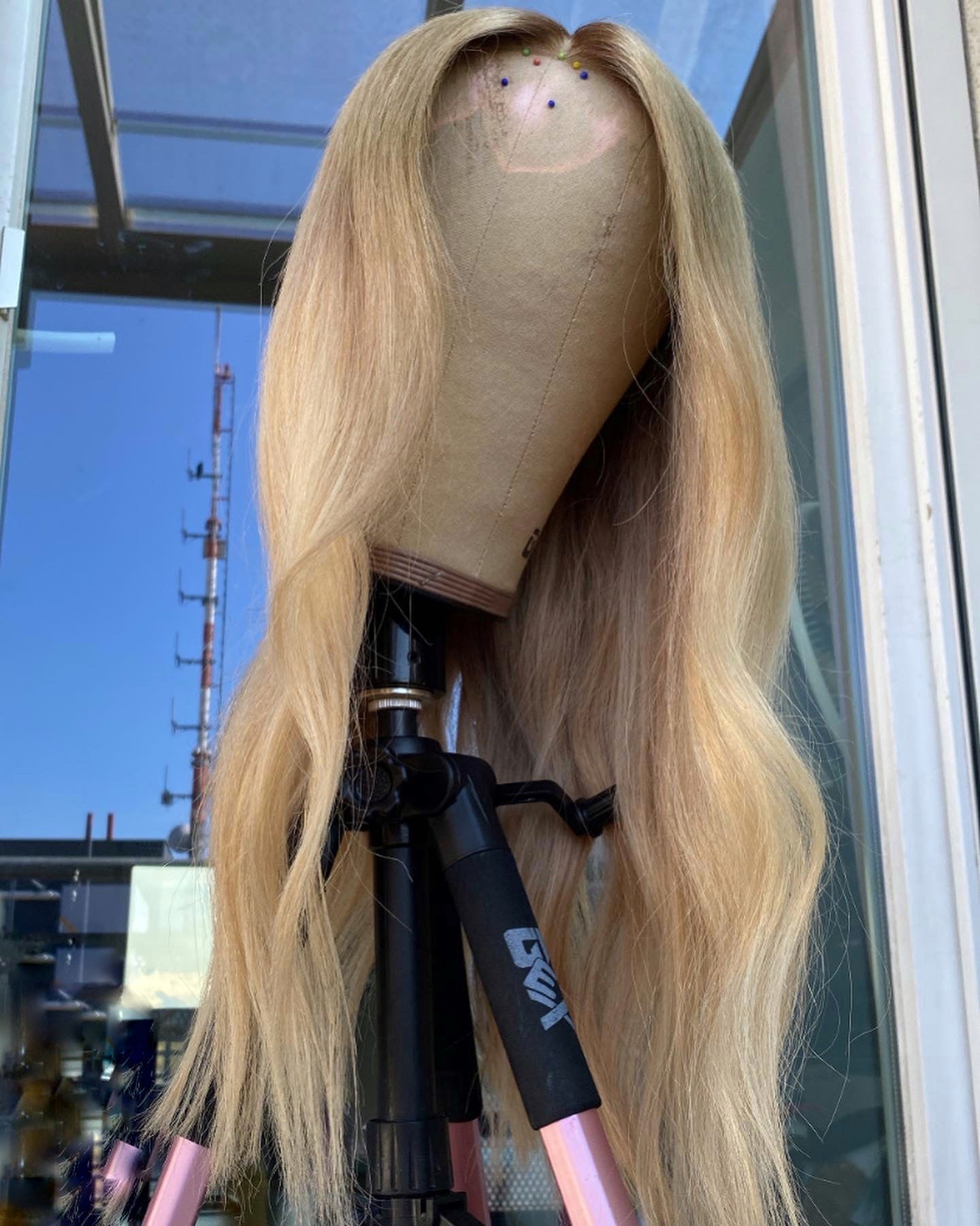 BLONDIE